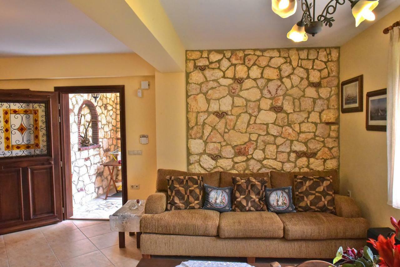 Captain'S Villa Appartments Psakoudia Exterior foto